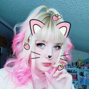 Meet your Posher, Kiana